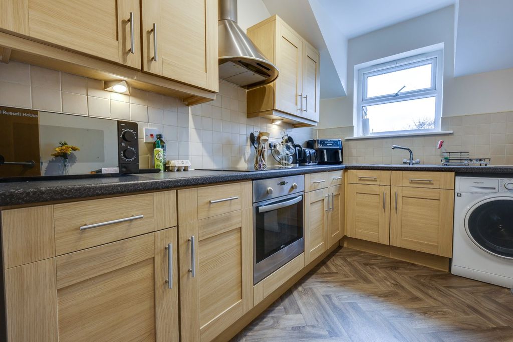 Additional image 6 of 2 bed flat for saleFarsley Beck Mews, Stanningley, Pudsey, Leeds LS13