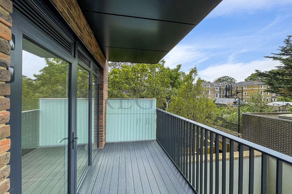 Property photo 2 of 8 Balcony View