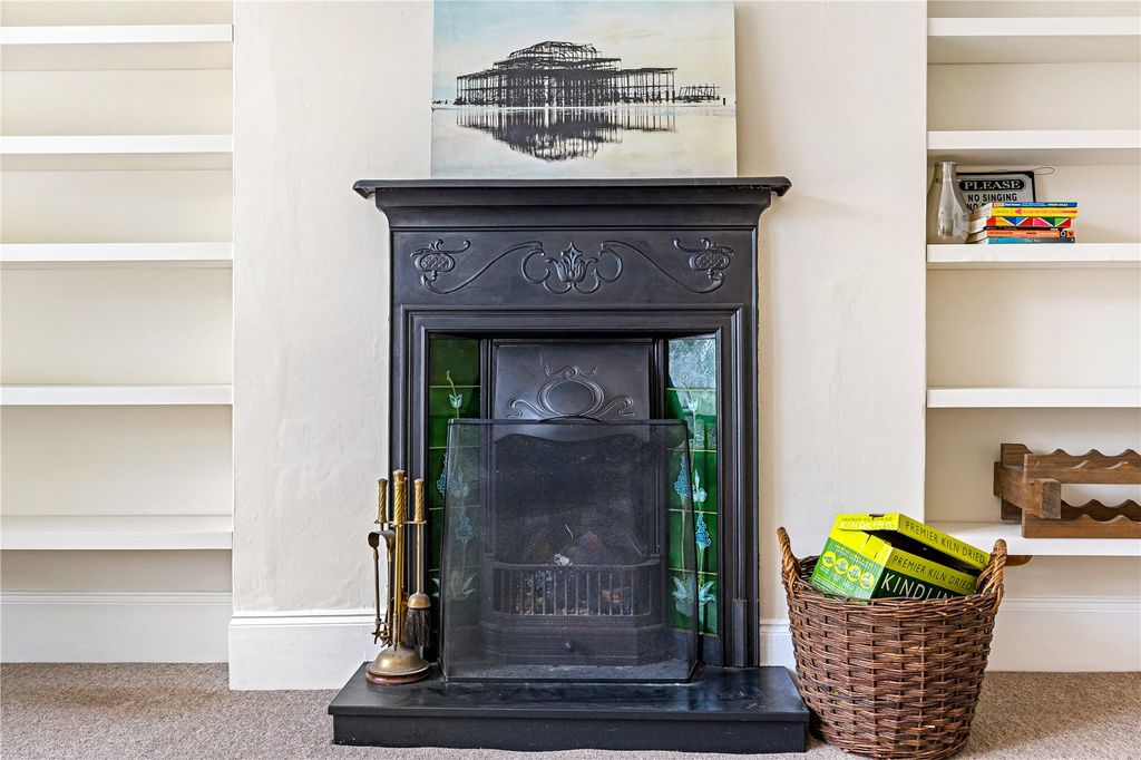 Property photo 3 of 16 Picture No. 05