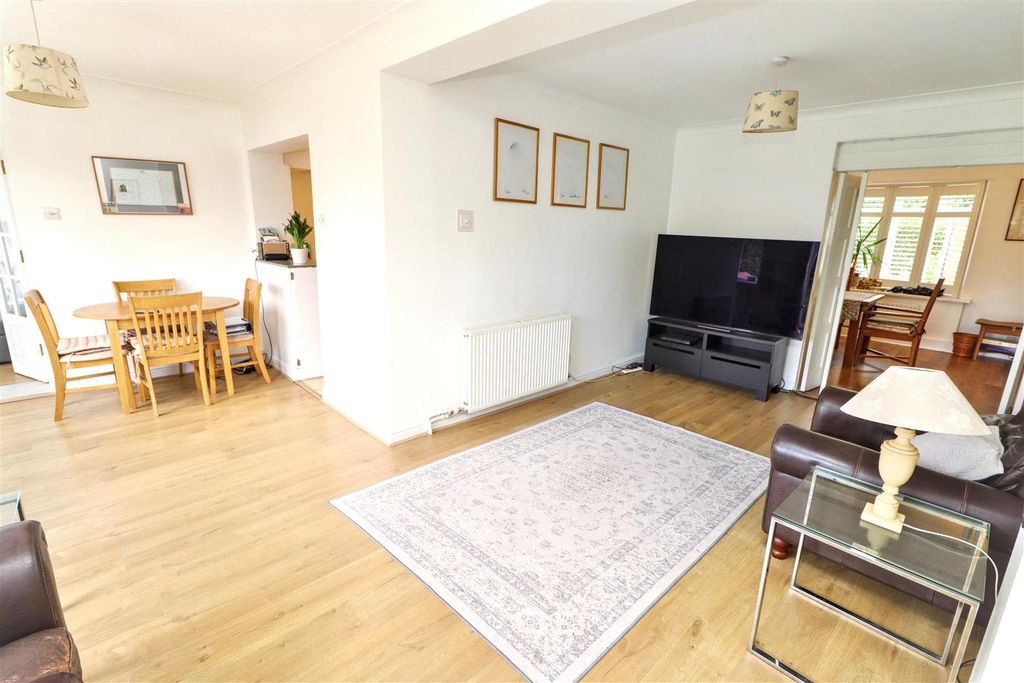 Property photo 2 of 30 Img_1303.Jpg