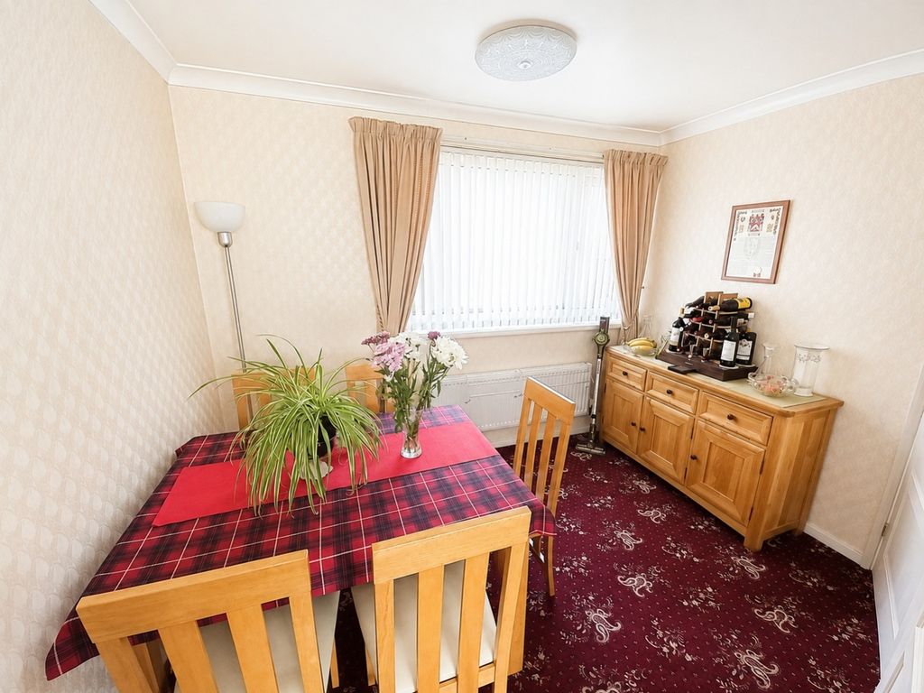 Property photo 3 of 15 Dining Room