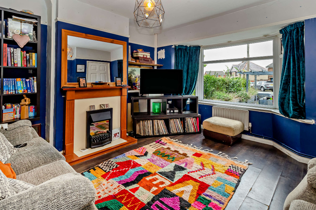 Property photo 2 of 9