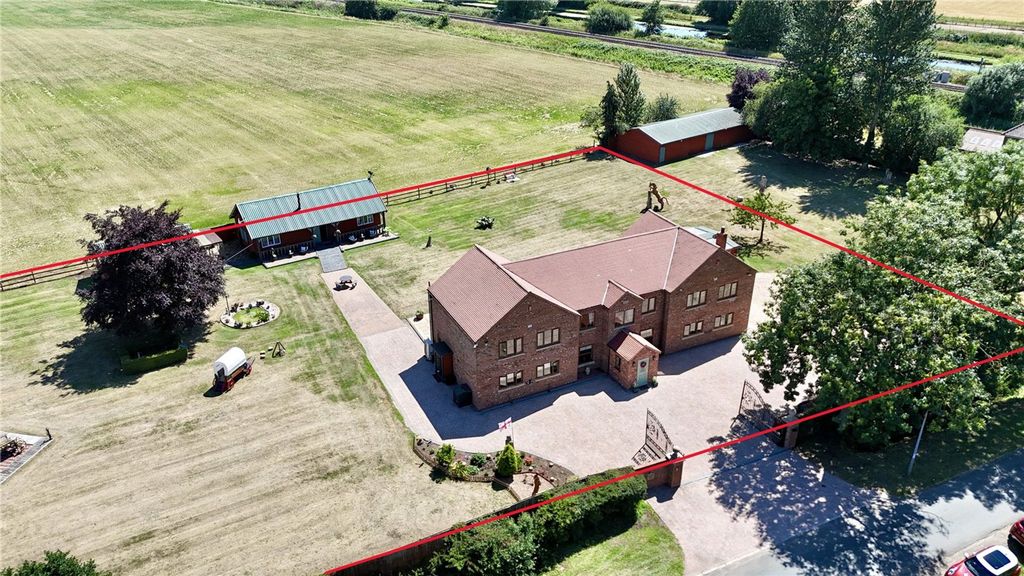 Property photo 1 of 51 Picture No. 51