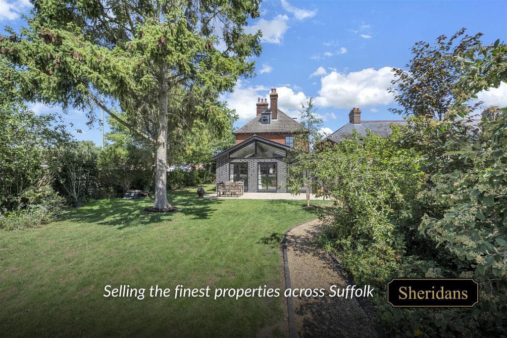 Property photo 1 of 35 4.Png
