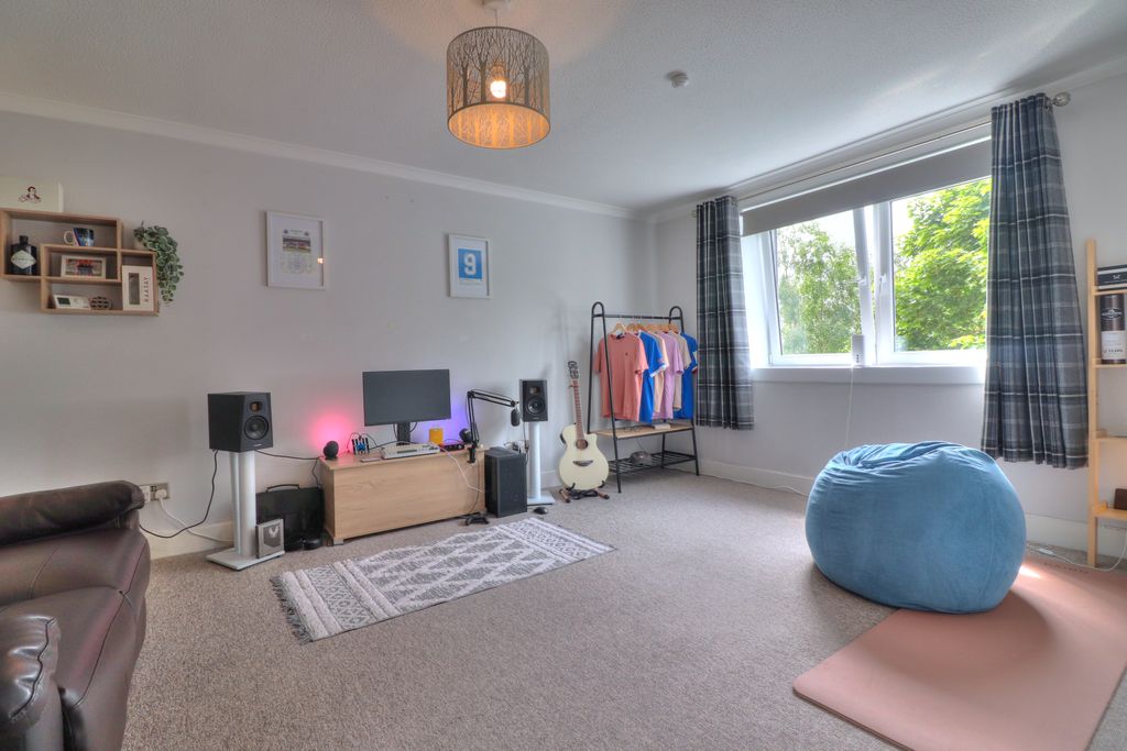 Property photo 3 of 13 Img_7088_89_90