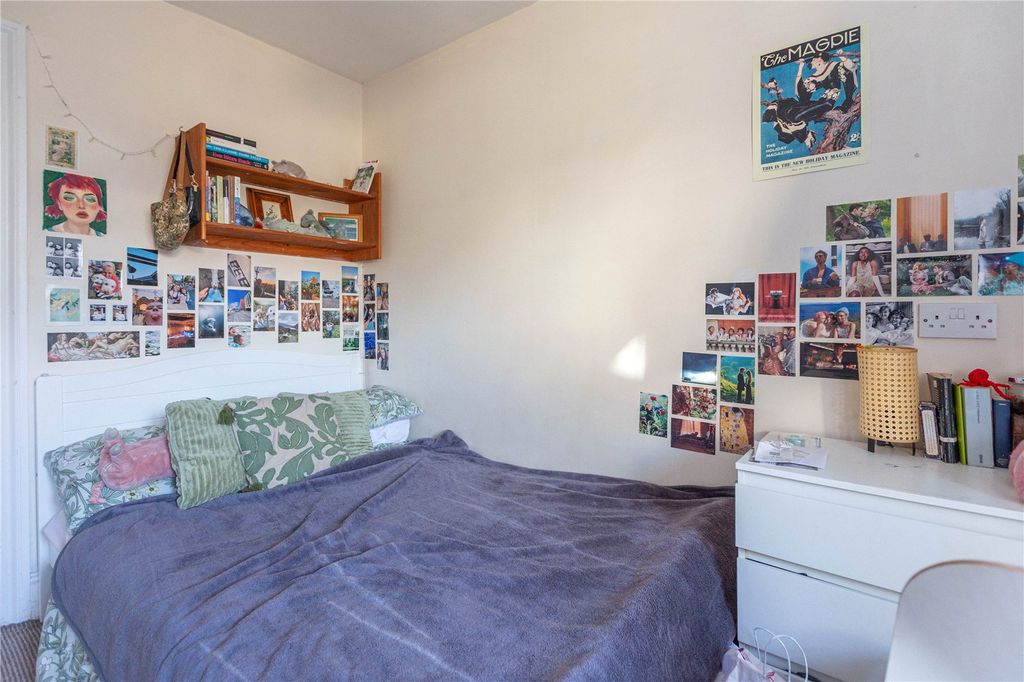 Property photo 2 of 12 Picture No. 26