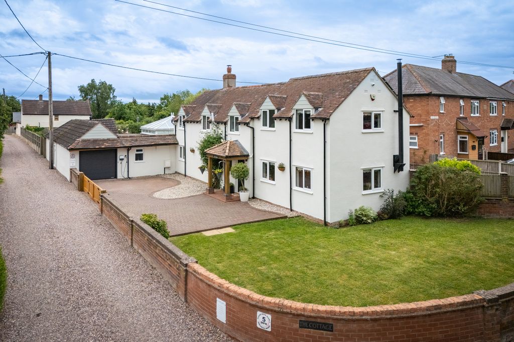 Property photo 1 of 45