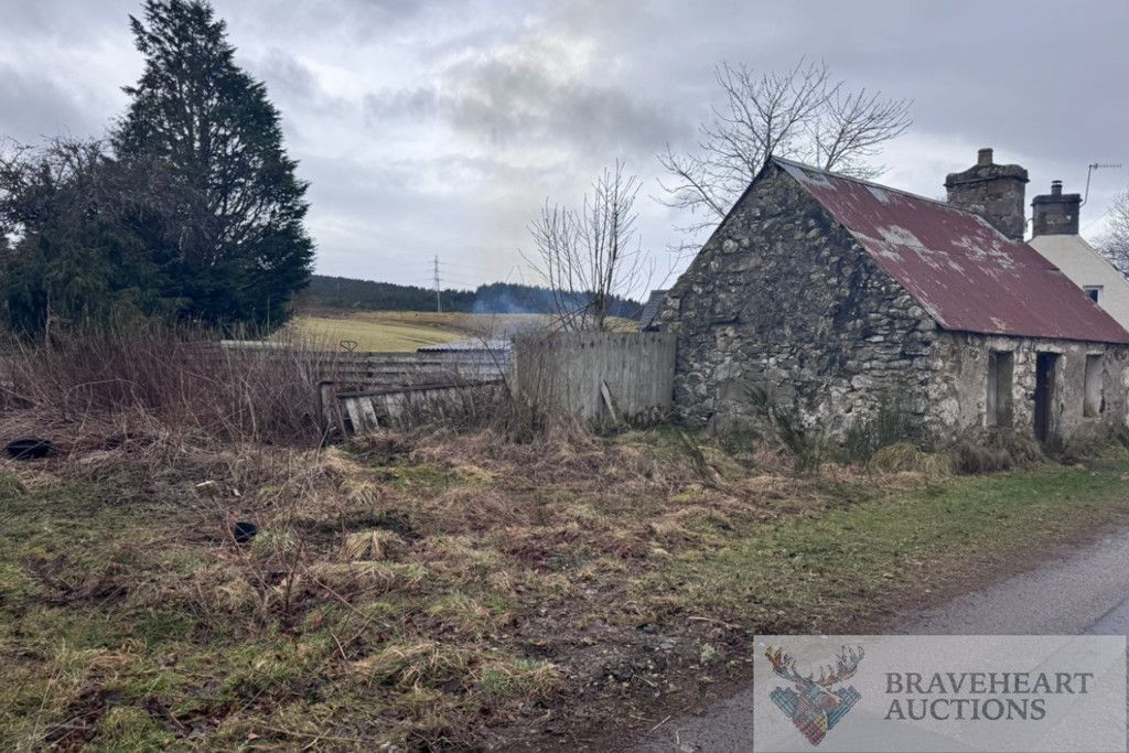 Property photo 2 of 13 Photo 12