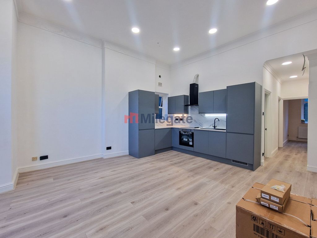 Property photo 2 of 8 Photo 2