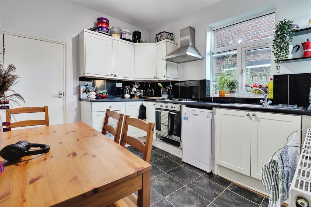 Property photo 2 of 11 Edc9F4cd-Img_5820-Img_5822.Jpg