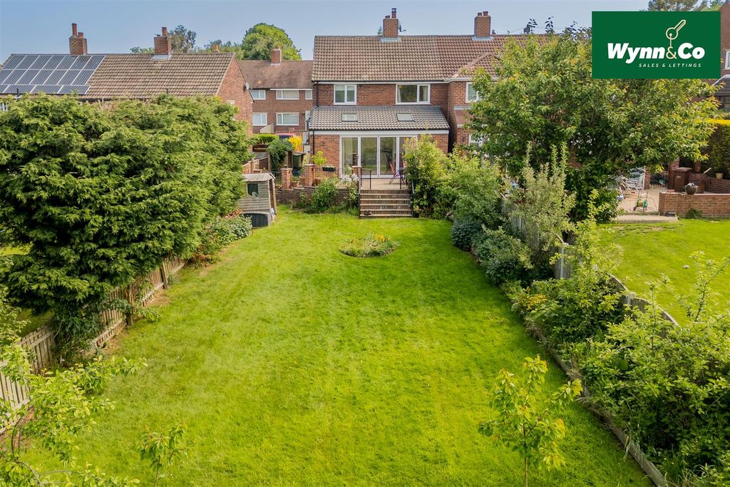 Property photo 1 of 23 15 Lakeside Estate-1049L.Jpg