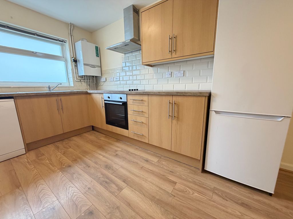 Property photo 2 of 17 Image