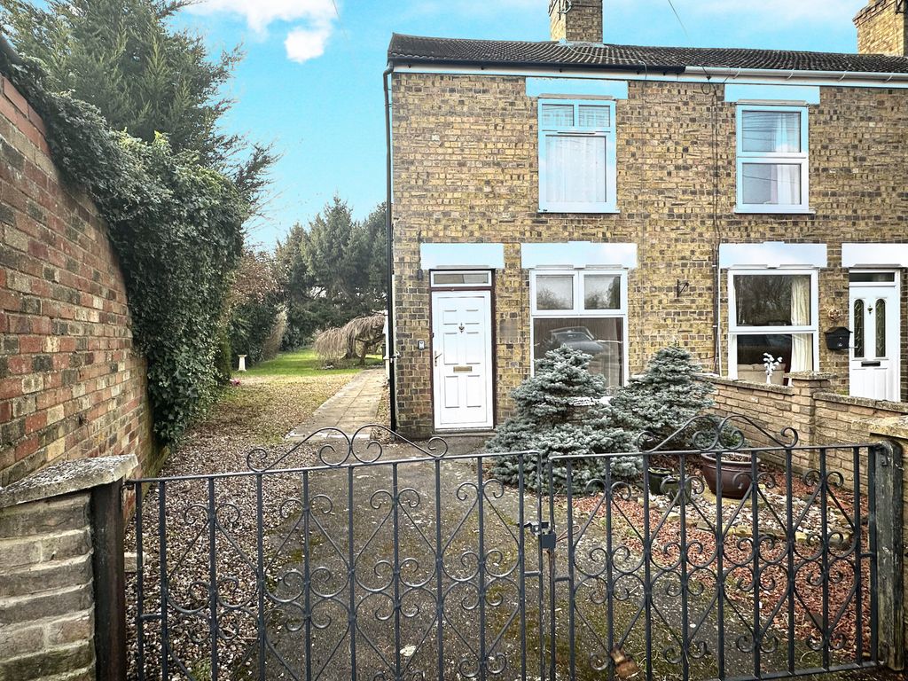 Property photo 1 of 6 Front