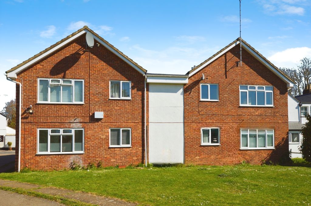 Property photo 1 of 6