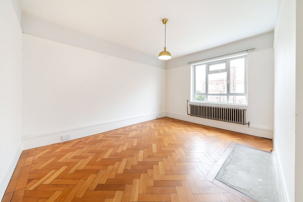 Property photo 3 of 13 Picture No. 51