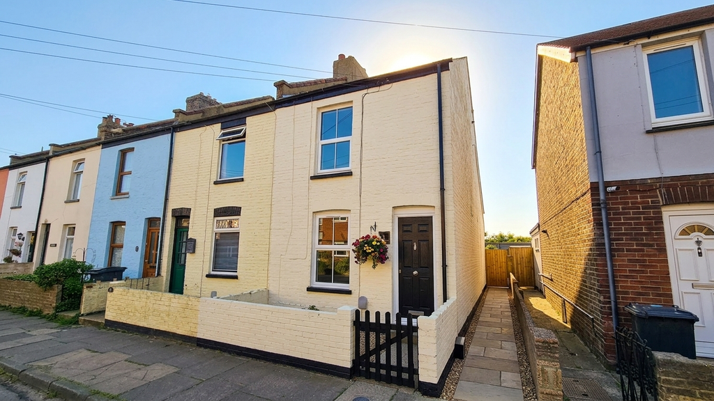 Property photo 1 of 26