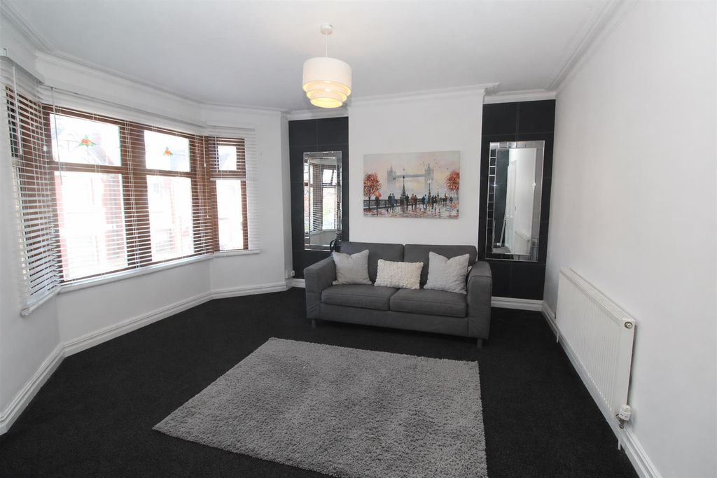 Property photo 1 of 17 4F60943F-1031-41B0-Bcb5-Ae1Dd228c9Ec.Png