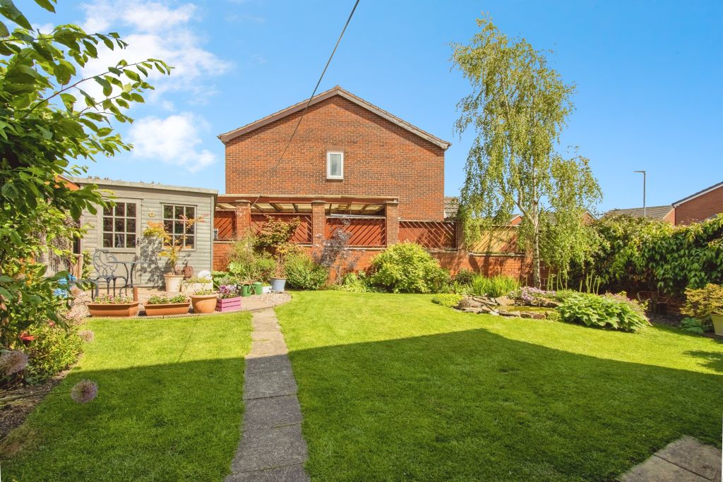 Property photo 2 of 16