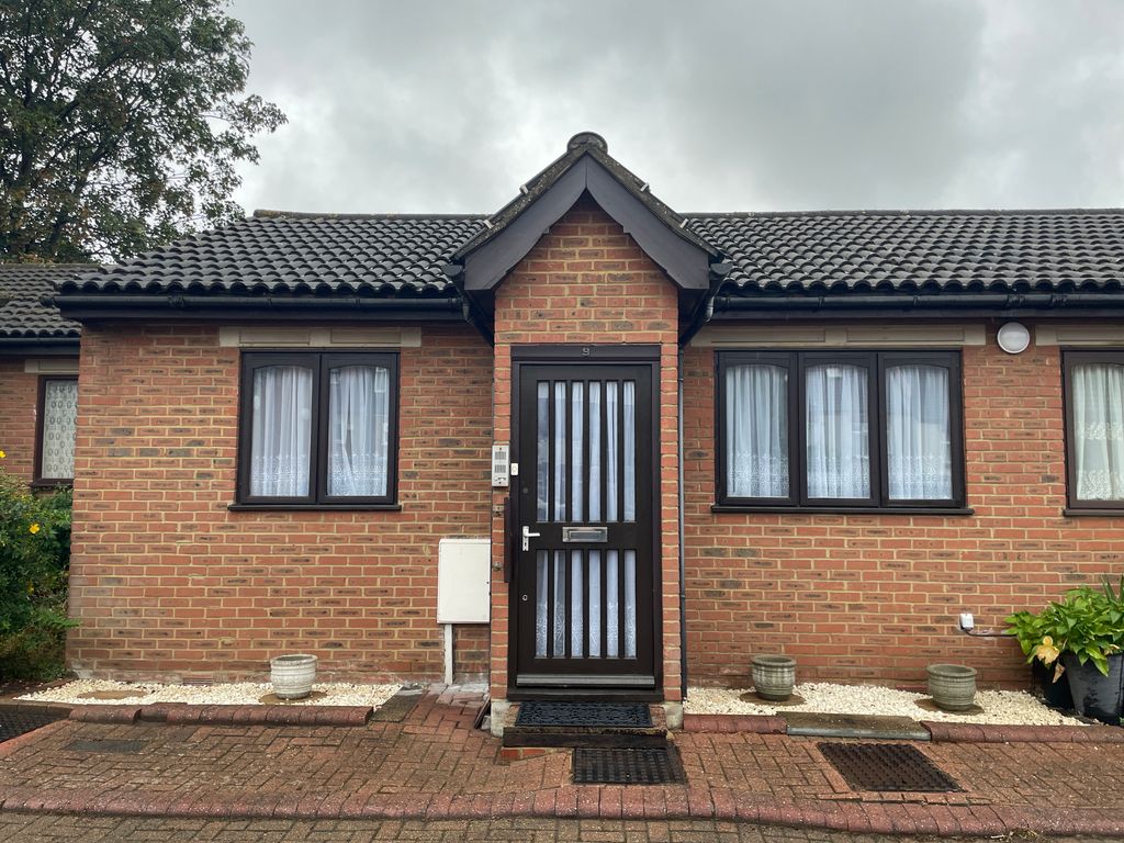 Property photo 3 of 16 A