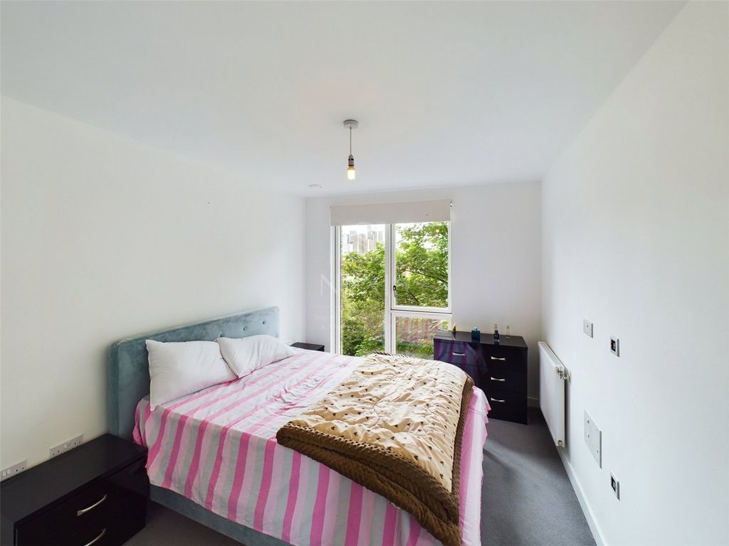 Property photo 3 of 10 Picture No. 09