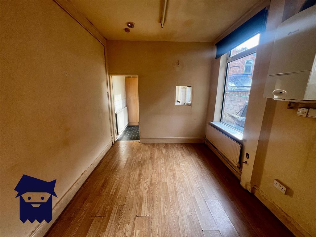 Property photo 3 of 12 Img_5074.Jpg