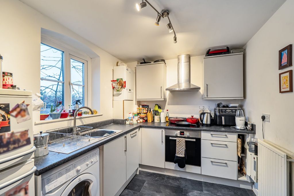 Property photo 2 of 13 Kitchen