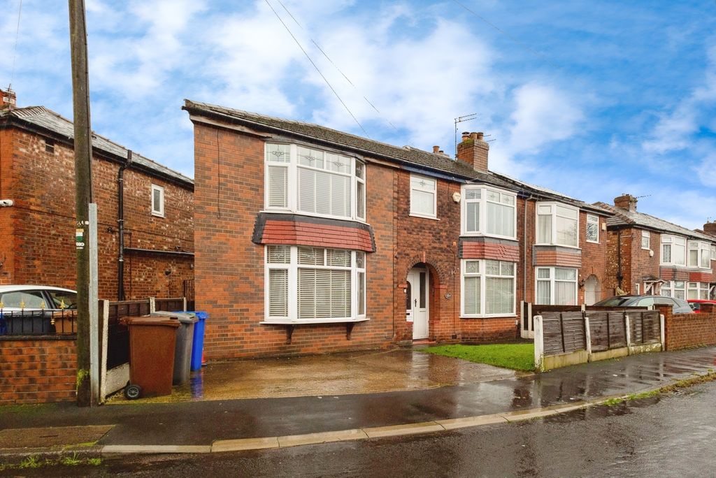 Property photo 2 of 20 Photography