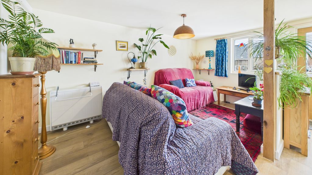 Property photo 3 of 14 Gallery