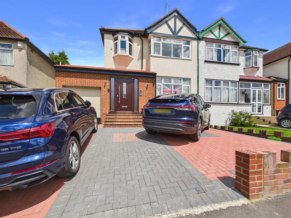 Property photo 1 of 16 Cam01563G0-Pr0265-Still012.Jpg