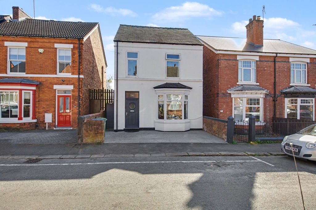 Property photo 1 of 29 Front