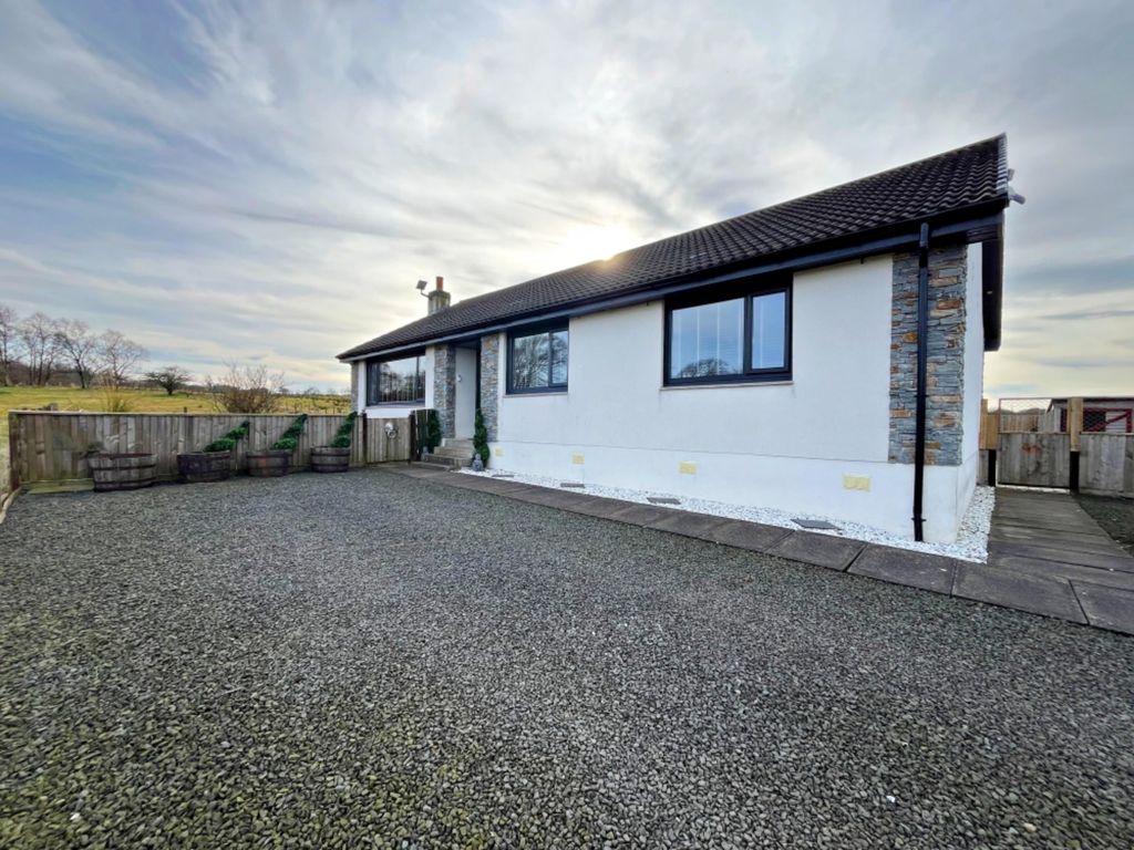 Property photo 2 of 32
