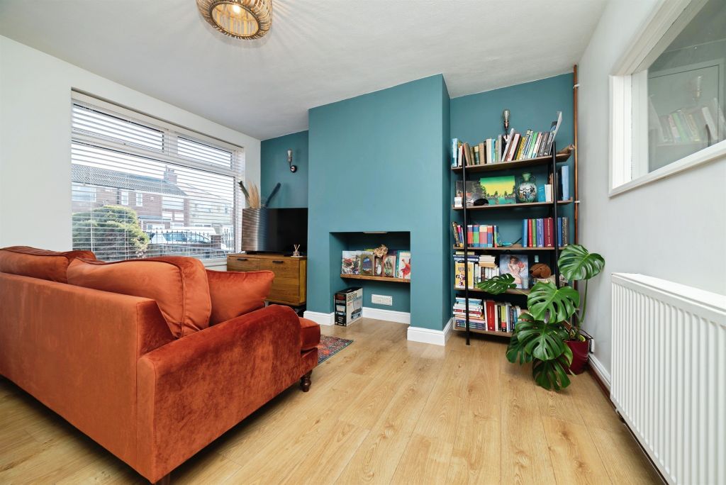 Property photo 2 of 12