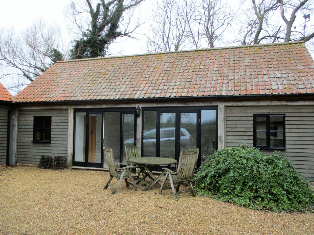 Property photo 1 of 11 Front