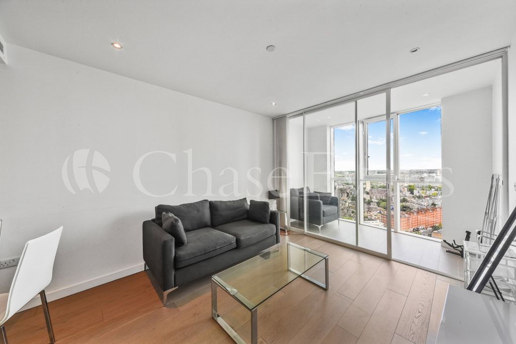 Property photo 1 of 11 Living