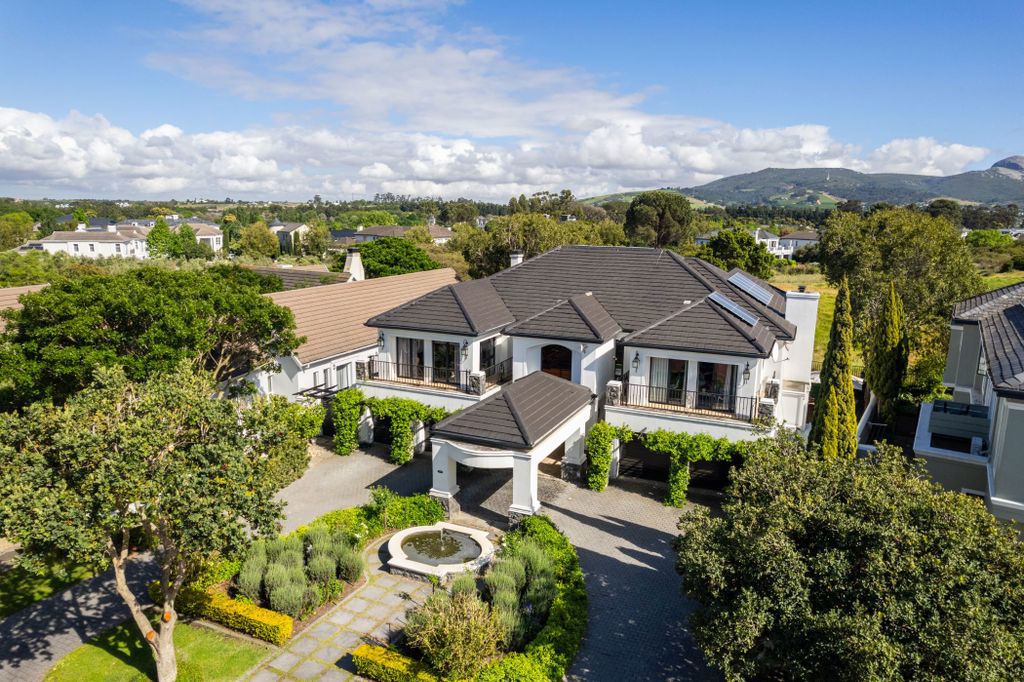 Property photo 3 of 32 Tk1677468