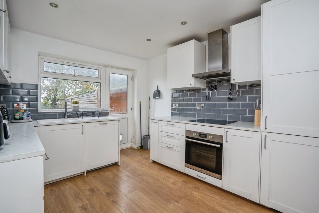 Property photo 1 of 12 Photo