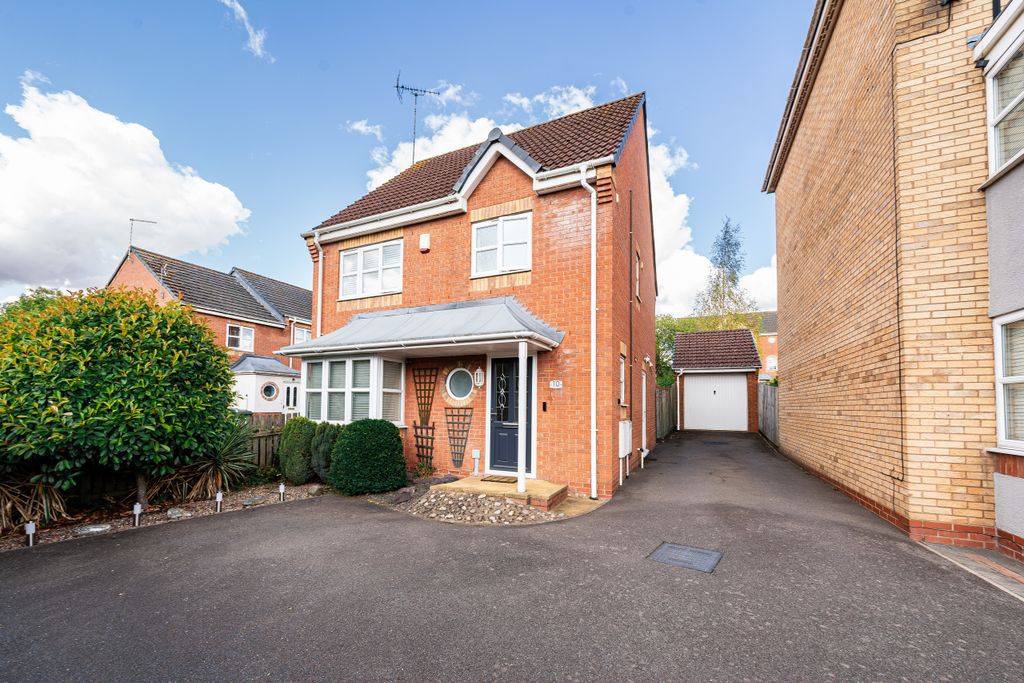 Property photo 1 of 25 F1