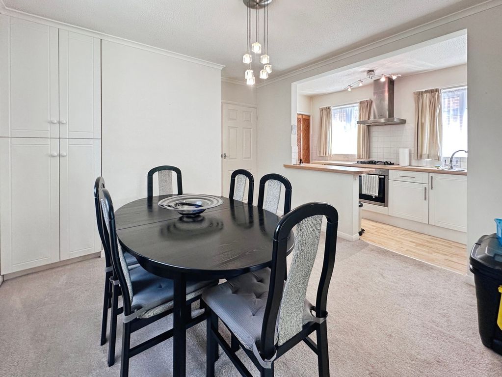 Property photo 3 of 14 Pbox-Img.Jpg