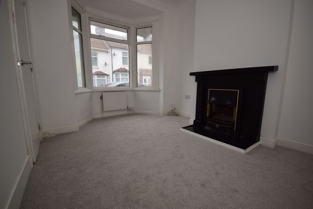 Property photo 3 of 11 Charter Bedroom 3