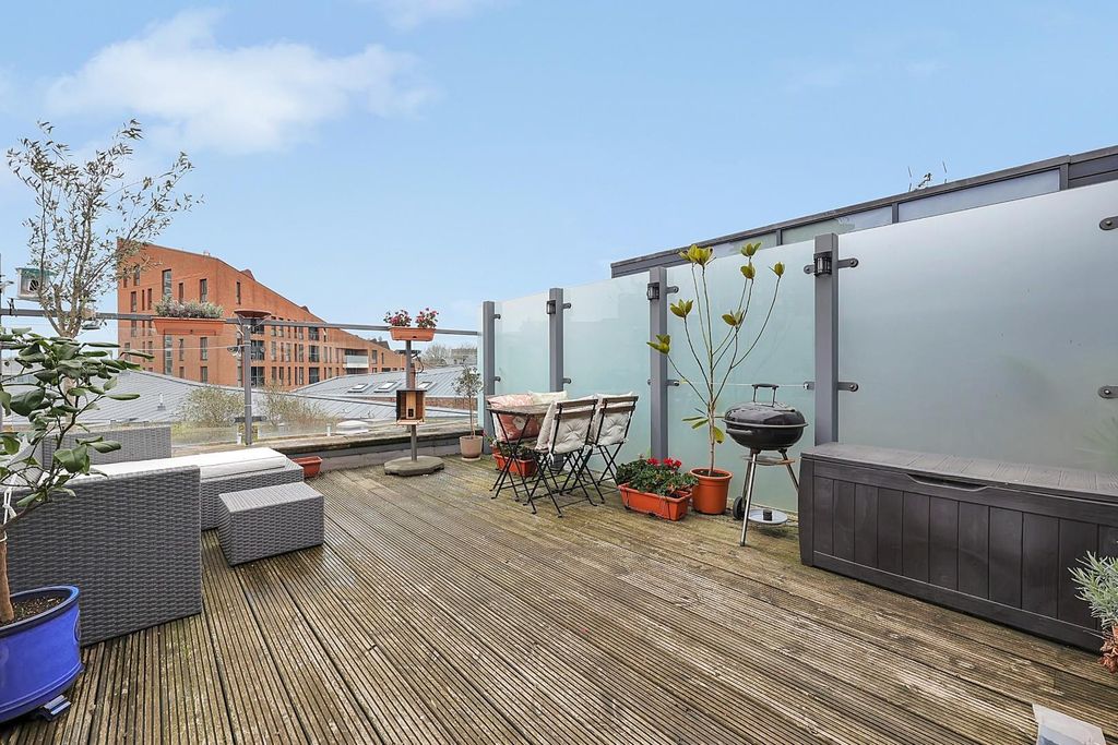 Property photo 2 of 14 5.Jpg