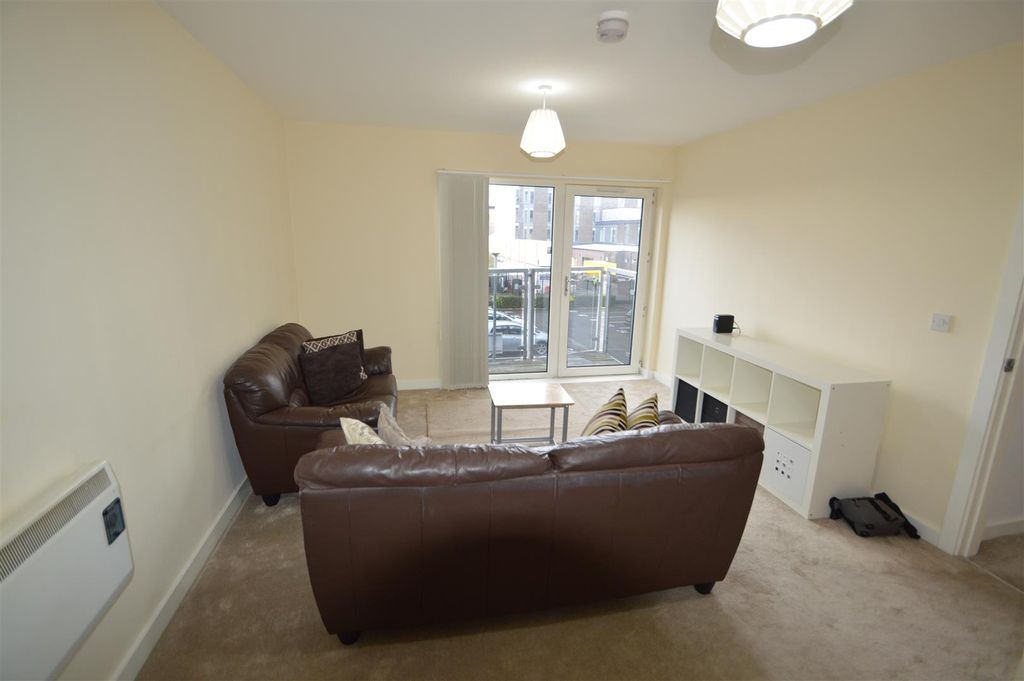 Property photo 2 of 7