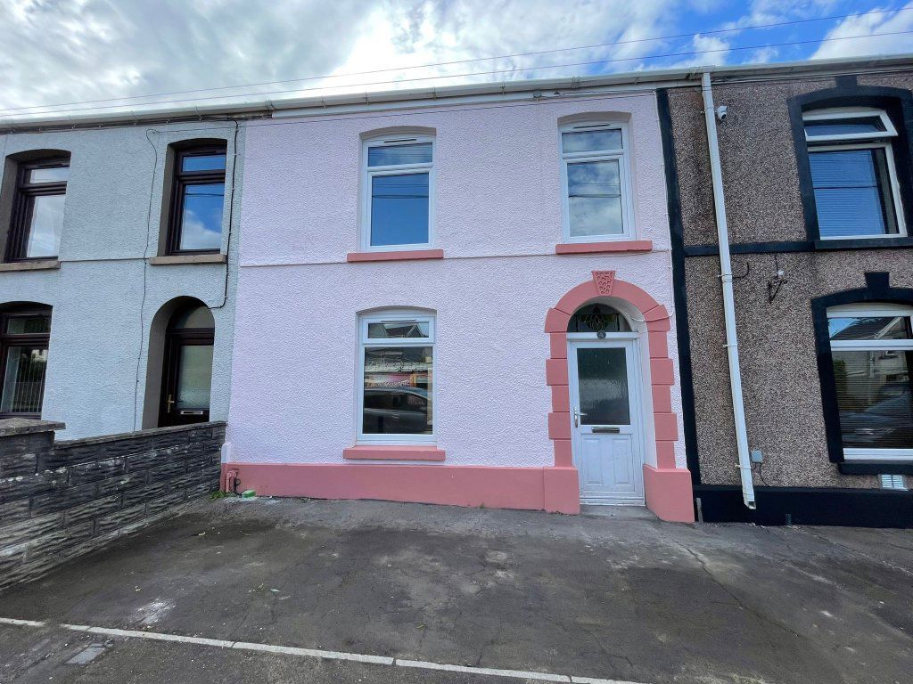 Property photo 1 of 9