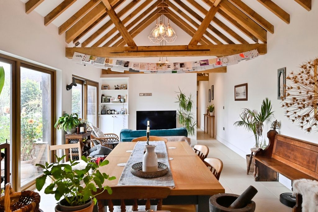 Property photo 1 of 17 Photo