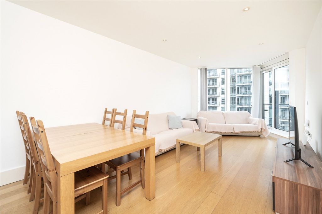 Property photo 1 of 12 Reception Room