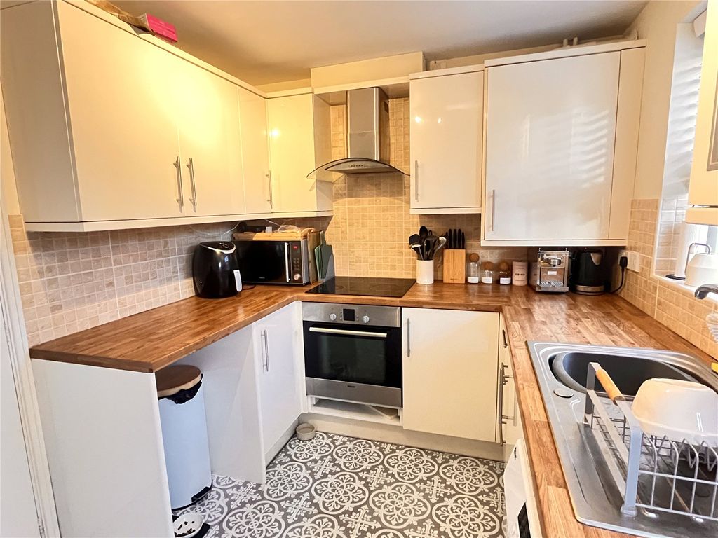 Property photo 3 of 14 Picture No. 07