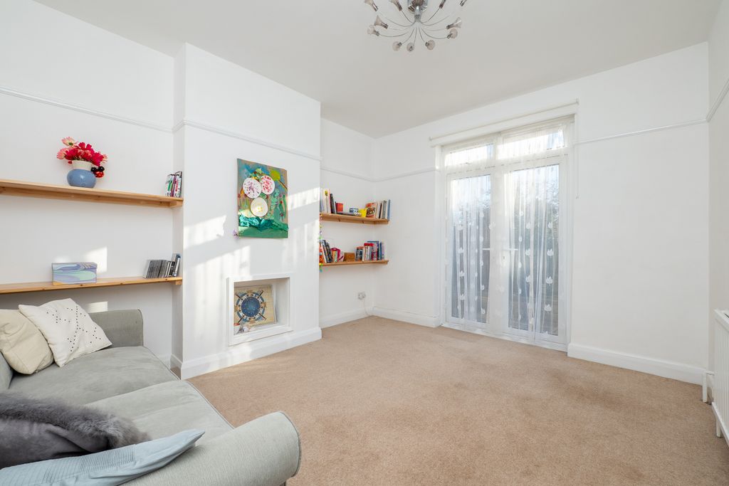 Property photo 2 of 18 Picture No. 07