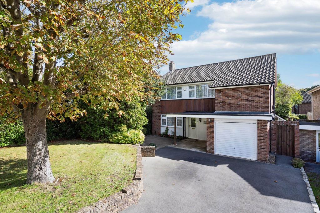 Property photo 1 of 19