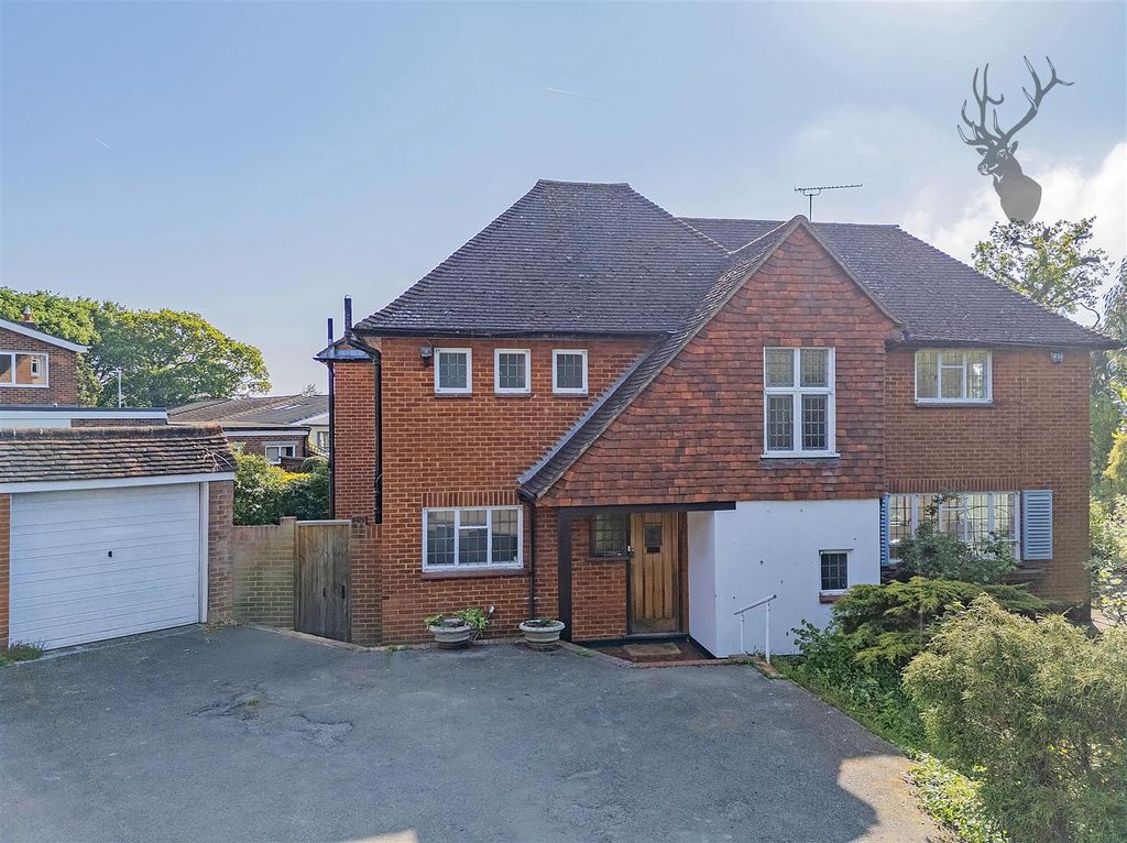 Property photo 1 of 35