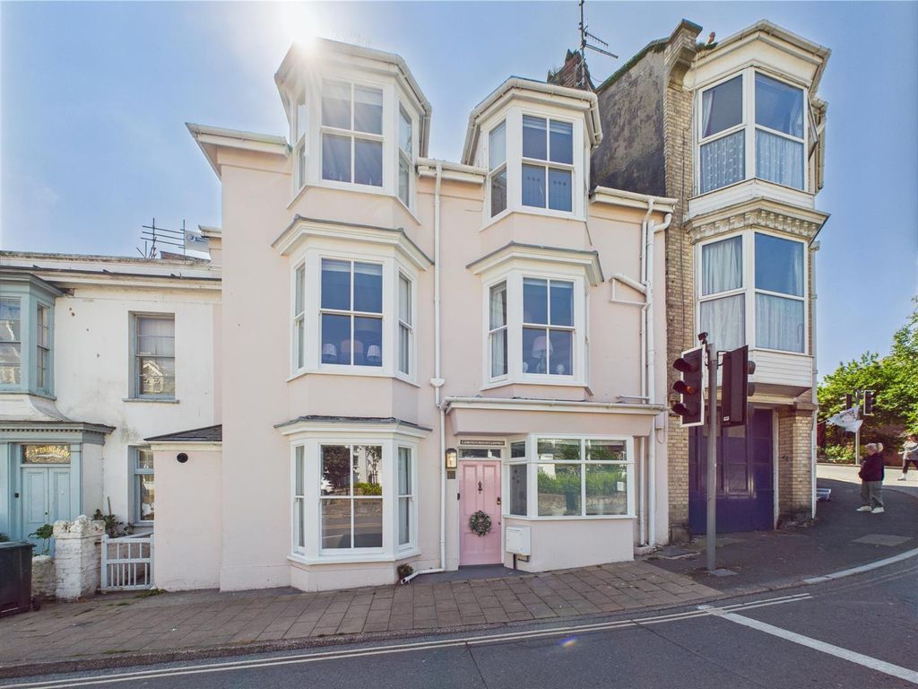Property photo 1 of 13 Cam02742G0-Pr0025-Still022.Jpg