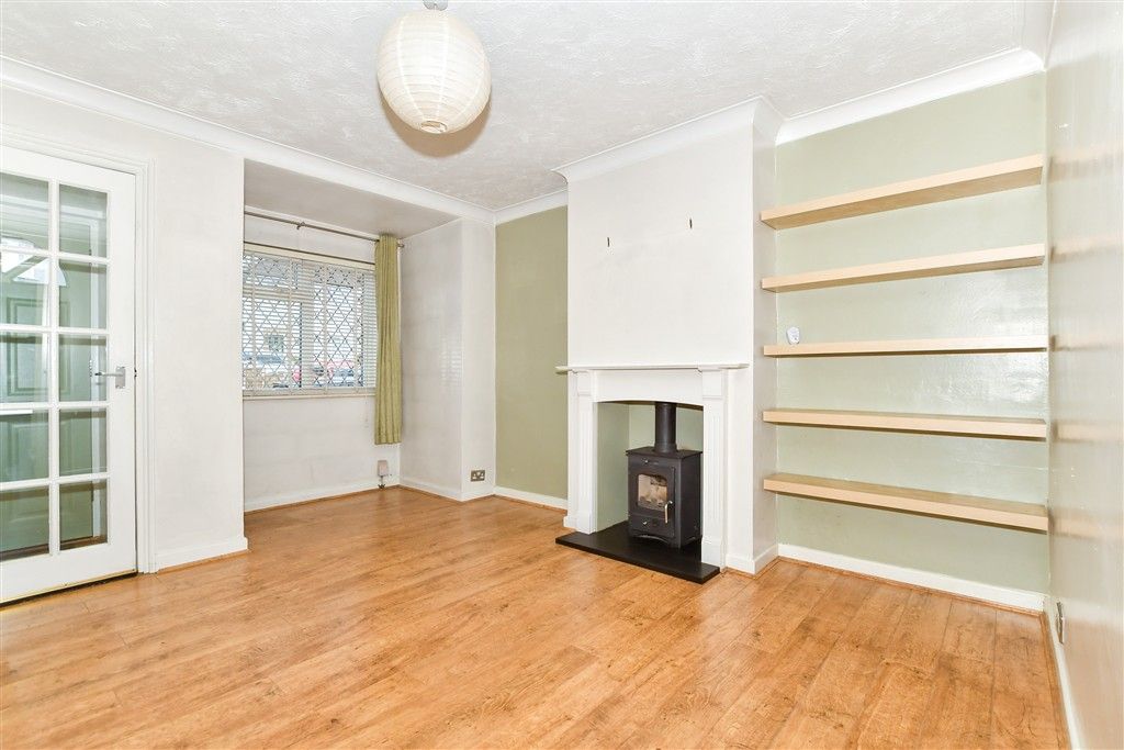 Property photo 1 of 11 Lounge